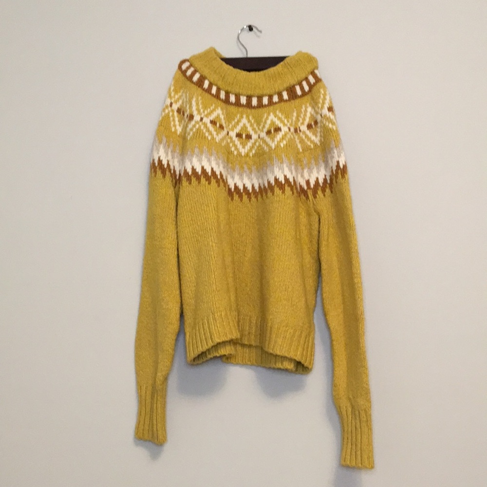 American Eagle sweater